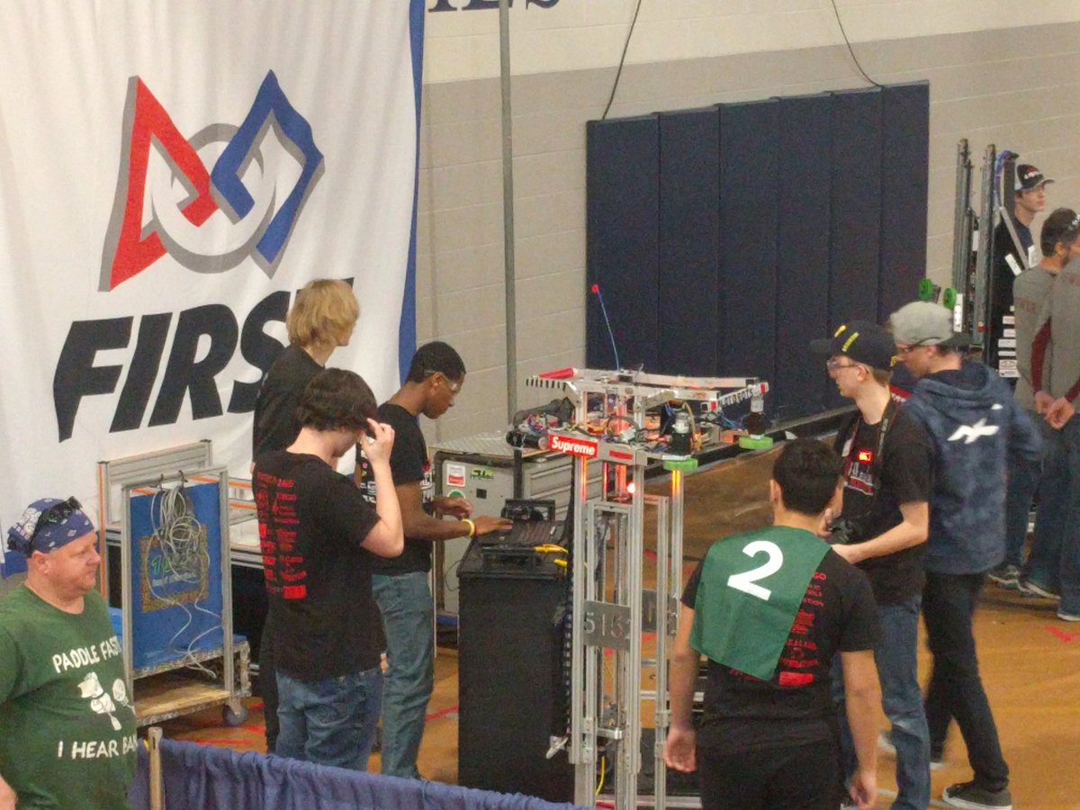 OPSCurriculum's tweet photo. Alotobots win again and move on to semi finals @OtsegoSchools https://t.co/B4gXzMTwUM