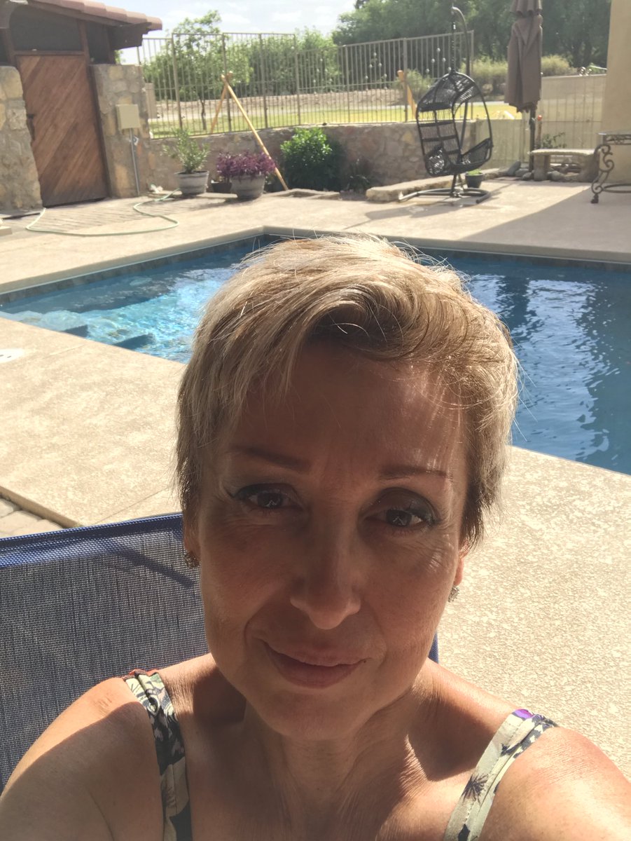 Tang64mus's tweet photo. #HolySpiritSighting. Spending time for fellowship at my house with members of my congregation and my beautiful mom. Is Agape time! https://t.co/VL9FYfYg5d
