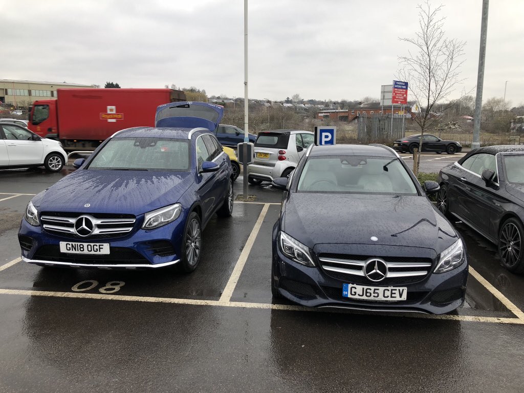 @LookersMercedes @MercedesBenzUK Thank you to the Tonbridge team of Hulya, Justin, Craig and Bradley for the warm welcome as we once renew our love affair with 3PointyStar #TeamCClass #Estate2GLC #WinWinDeals