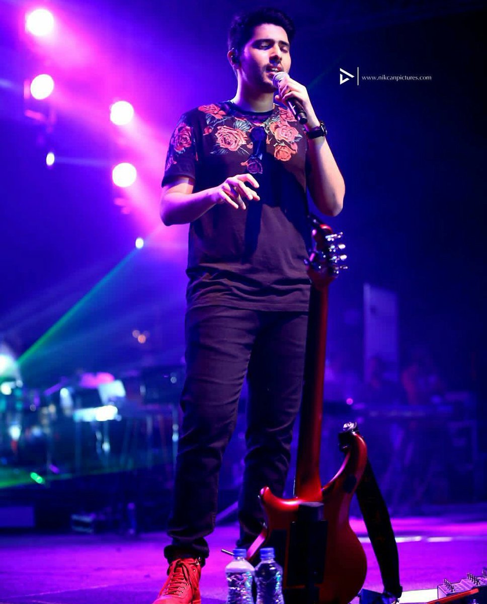 ArmaanMalikCafe's tweet photo. #ArmaanMalikLive at GIT, Belgaum.
17-3-2018
#Aura18
@ArmaanMalik22 ๐ฅ
Caps-2 https://t.co/nXRxHefIkZ
