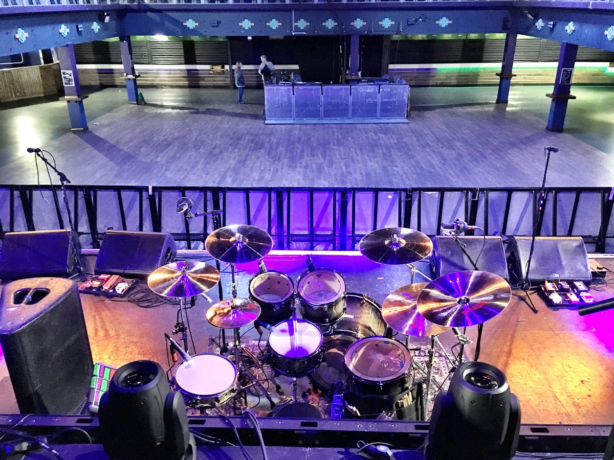 .<a href="/o2academybham/">O2 Academy Birmingham</a> The stage is set and doors open in 15 mins! We start 20:00 sharp!