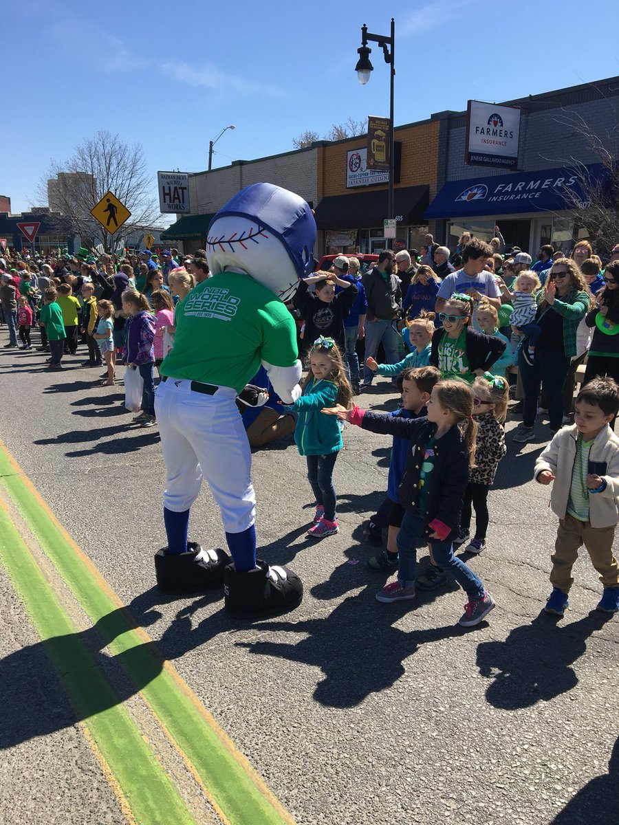 NBCBaseball's tweet image. Laces had a great time @HistoricDelano St. Patrick’s Parade!
