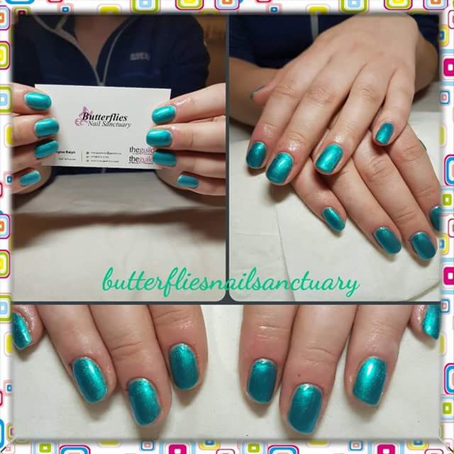 #cnd #shellac #green #manicure #gelpolish #shine #shimmer #butterfliesnailsanctuary