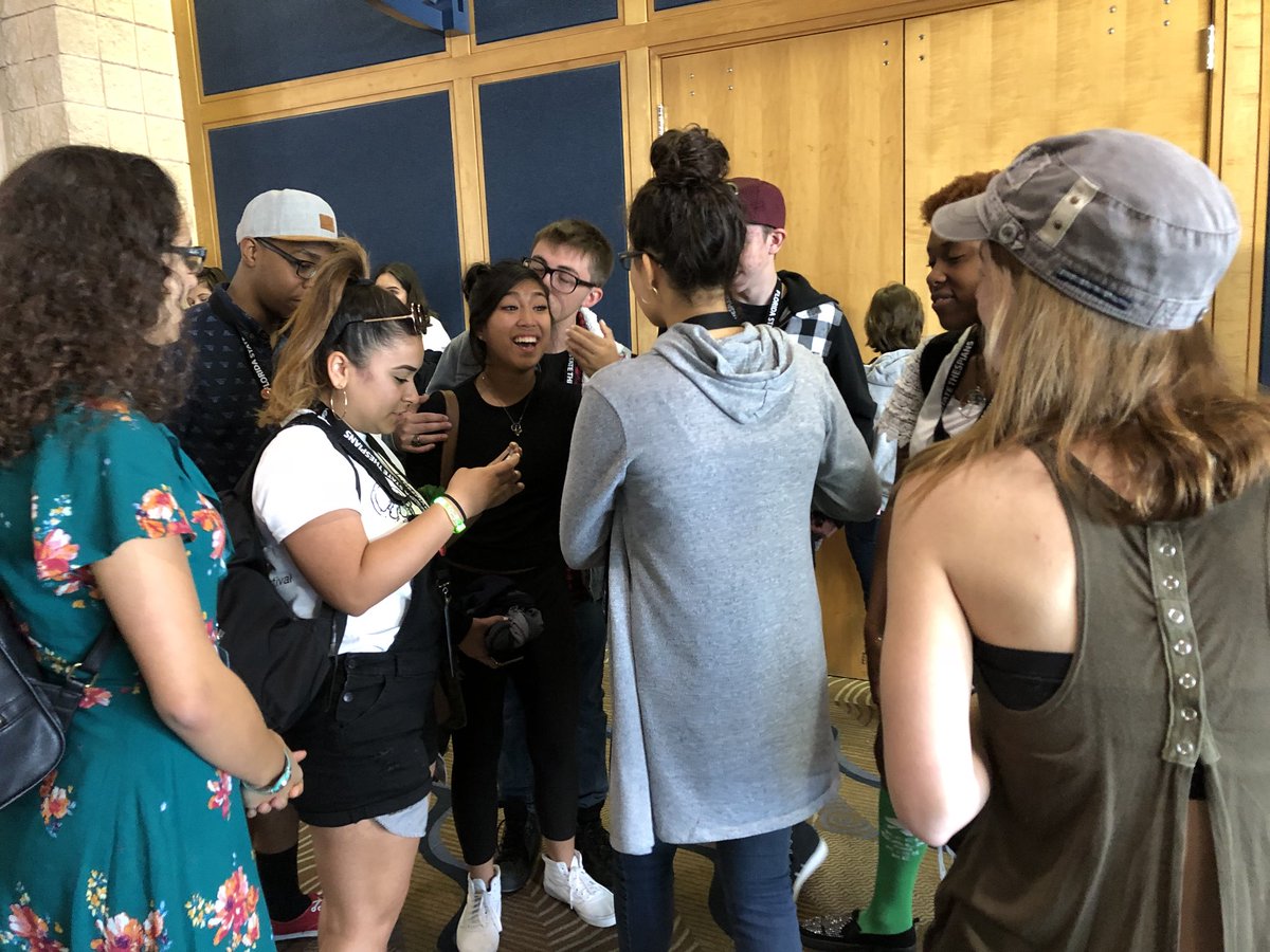 troupe_4376's tweet image. Earlier today the troupe congratulating Jade on her stunning solo performance!