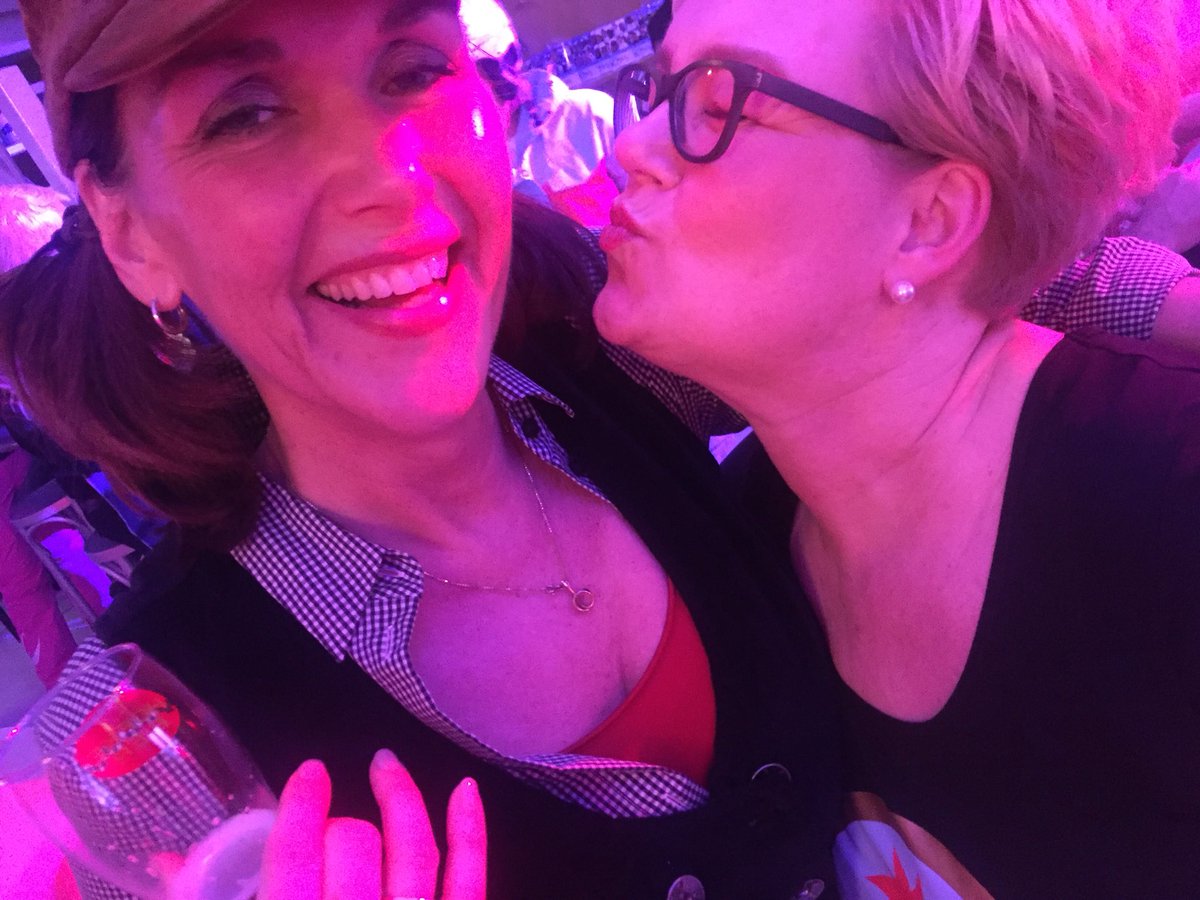 hofhouding's tweet image. Waar is dat feestje? hier is dat feestje! #feestcafé