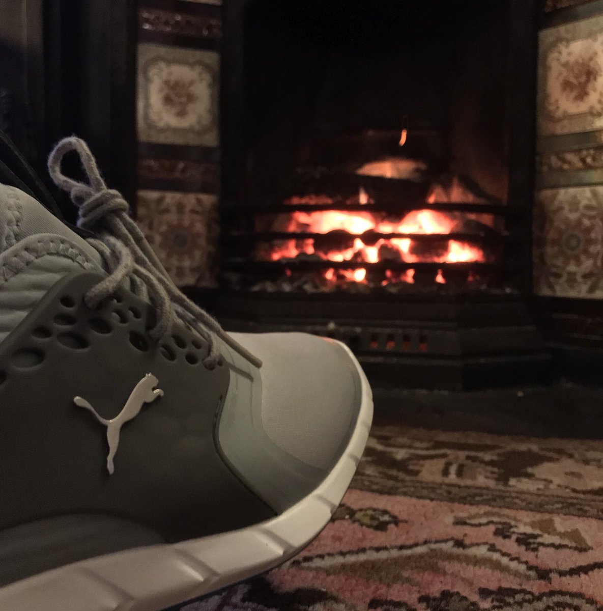 TorquayGolfAcad's tweet photo. What we thinking... a win for team Puma or team Callaway tomorrow on the PGA Tour?? #commentsrwelcome #lockeyarmy vs #flatcaparmy 😆 https://t.co/TIbYTyq1lT