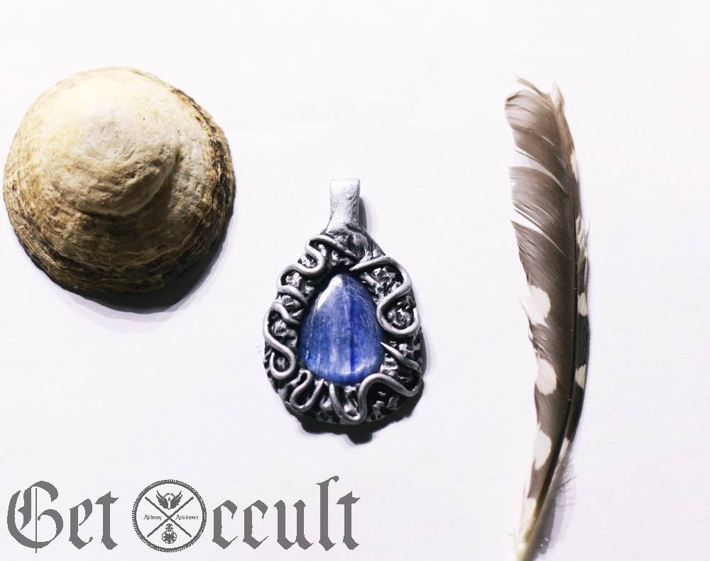 GetOccult's tweet image. New magic amulets in stock 🔮#amulet #gothic #gothicfashion #handmadejewelry #handmade #fashion #gemstones #get #occult #mystic #hippie #yoga #spiritualgrowth