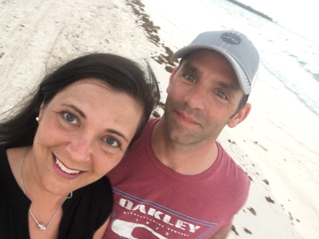 Mrsmkleman's tweet photo. I love my days in the classroom, but this is my happy for the next few! #ADEHappy Can’t wait to #sneakinreading on the beach! @CraigKleman https://t.co/yWLajGhnjg