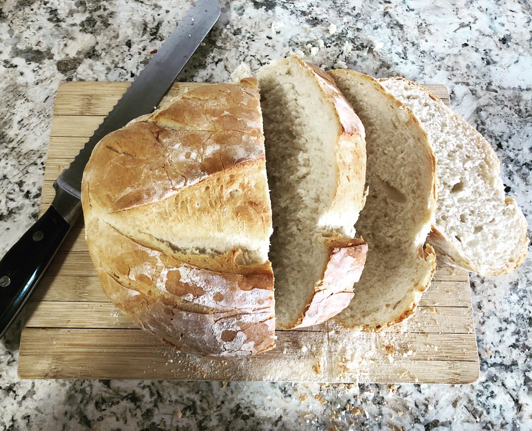ladyeqyss's tweet image. le pain  #rusticbread #breadsofinstagram #baker