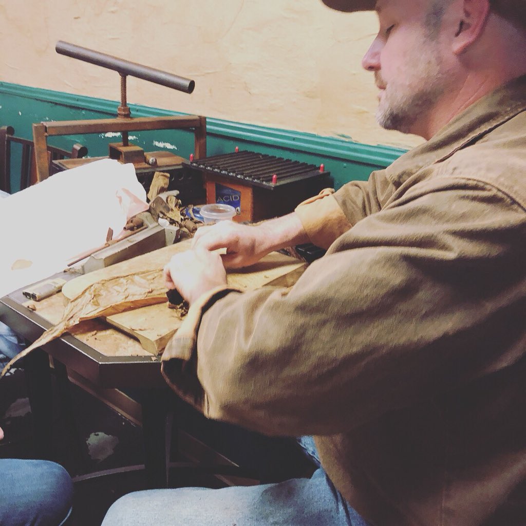 3DsCigars's tweet photo. Getting #schooled on how to #roll #cigars with Corey from @ajfcigars! #respecttheskill #cigarlife #cigarlifestyle https://t.co/kpLybjR1vB
