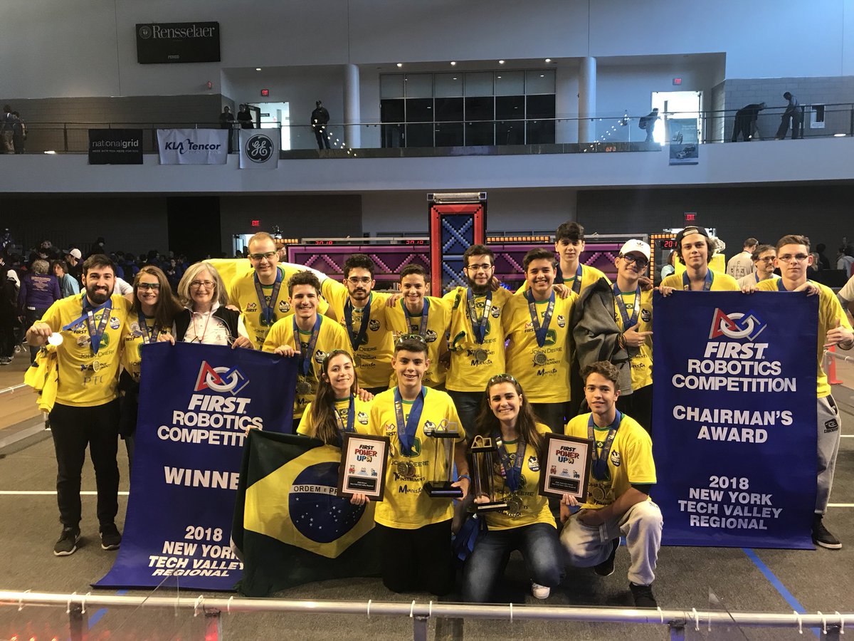 underctrl1156's tweet photo. Two blue banners and many memories are coming home with us! Many thanks to everyone that is part of this history. #omgrobots #JDInspire #HOUSTONBound https://t.co/7yEJv94W4m