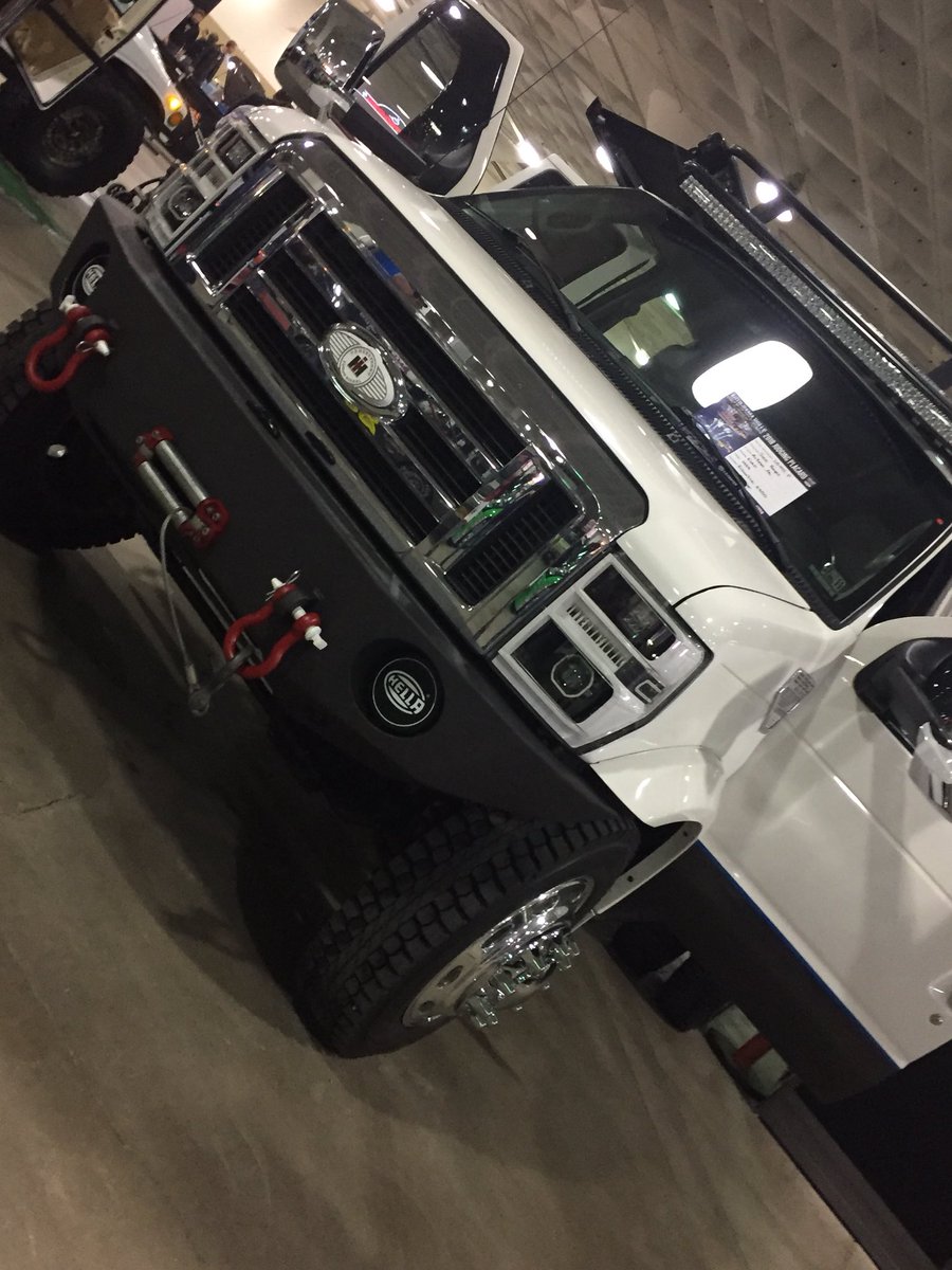 NotTenify's tweet image. 