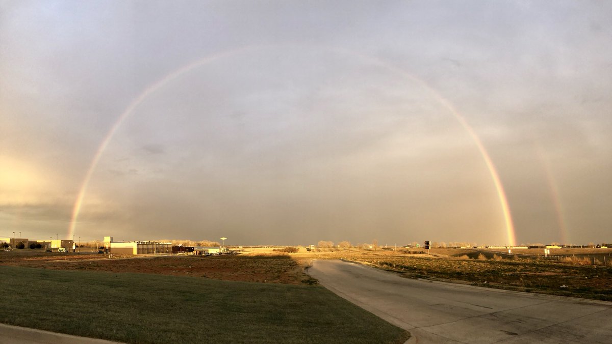 dougmatlock's tweet image. @KOCOmarkie @KOCOShelby @KOCOdamonlane @KOCOjonathan  A St. Patrick’s Day Double Rainbow over Chickasha!!! The Irishman in me is leaping for joy. Blessings lads and lasses! #okwx #kocofirstalert