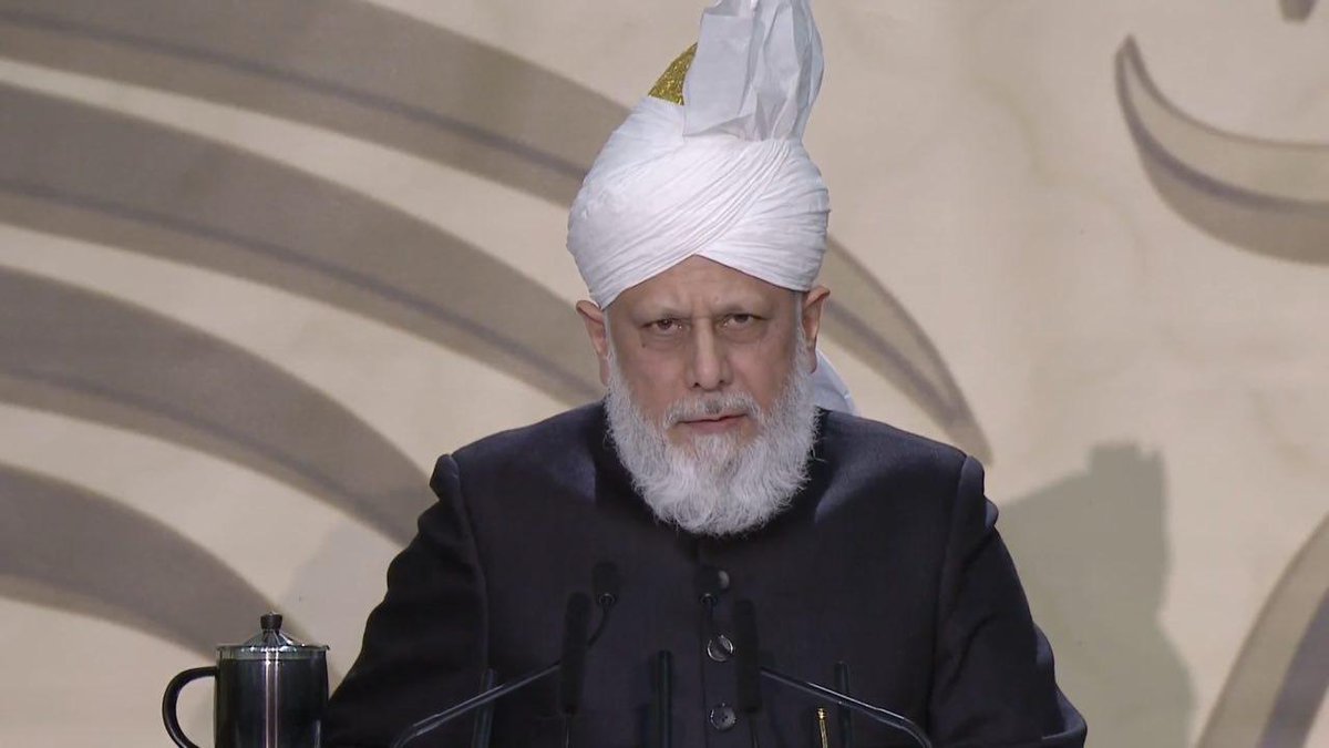Caliph and Worldwide Spiritual leader to millions of Ahmadi Muslims, delivering a powerful speech on how to ''knock down the walls that divide us'' and establish lasting peace in the world. Watch the live speech now at mta.tv/peace #PeaceSymposiumUK