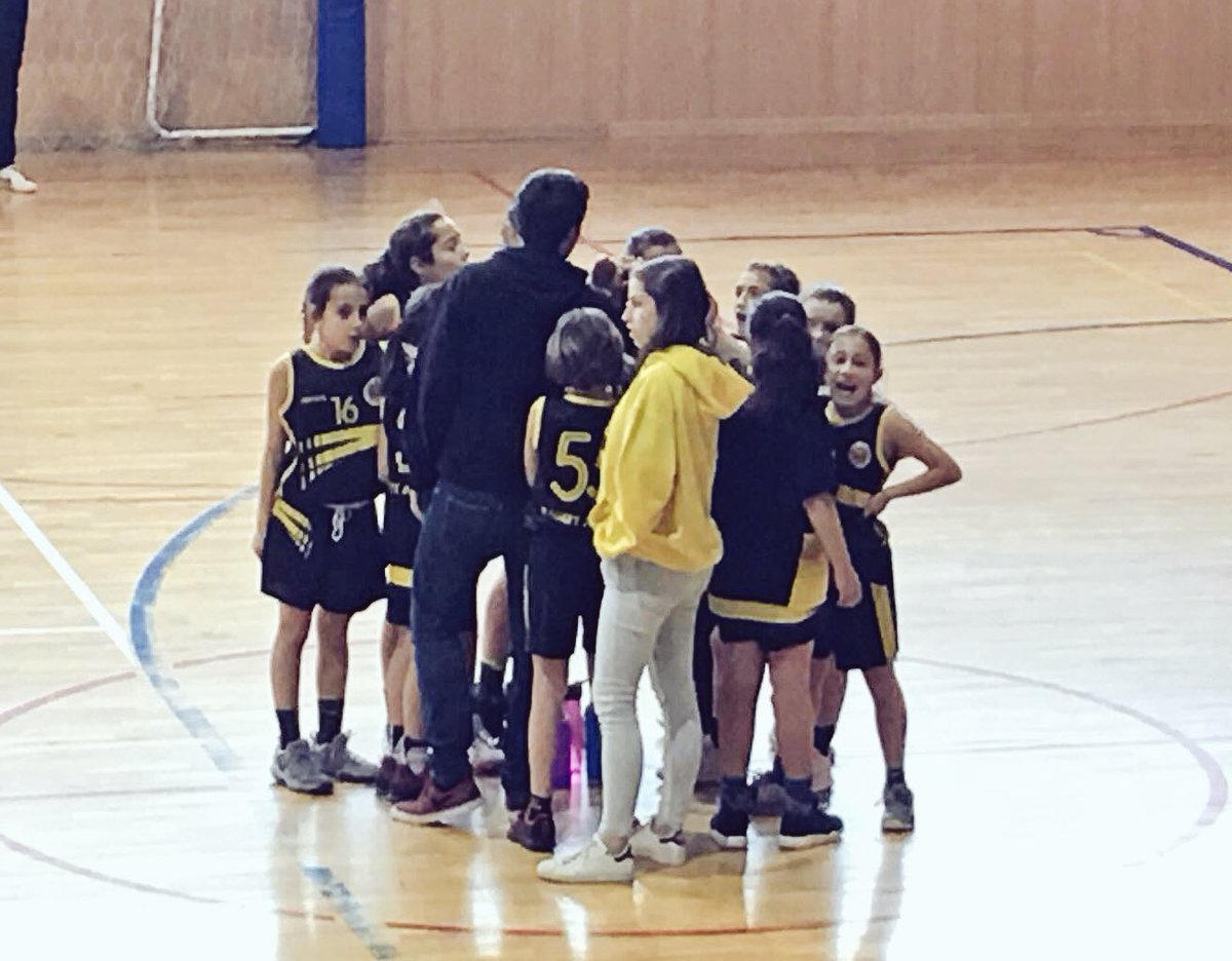 ASRBasketAlmeda's tweet photo. 🏀 @basquetmanlleu 69 - #MFBALM 51
La diferència física ha estat determinant tot i la bona feina!! Enhorabona als dos equips pel partit
#goAlmeda #jornadaAlmeda #basketAutèntic https://t.co/SYNZHxsqKy