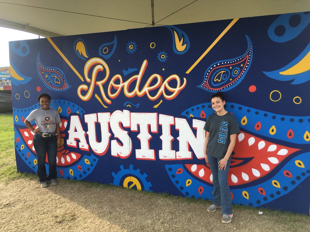 It’s been a great day so far here in Austin and it’s not over yet! Regan Ana Jill had a fantastic run scrambling. Jill caught in the first and semi-final rounds. She is headed on the finals at Rodeo Austin tonight at 7. Great job girls!!! <a href="/ShadowCreekHS/">Shadow Creek HS</a> <a href="/AlvinISD/">Alvin ISD</a>