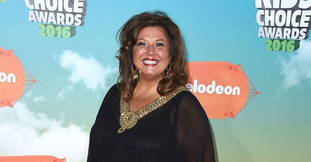 cathy and the candy apples are shaking Teen Vogue teenvogue