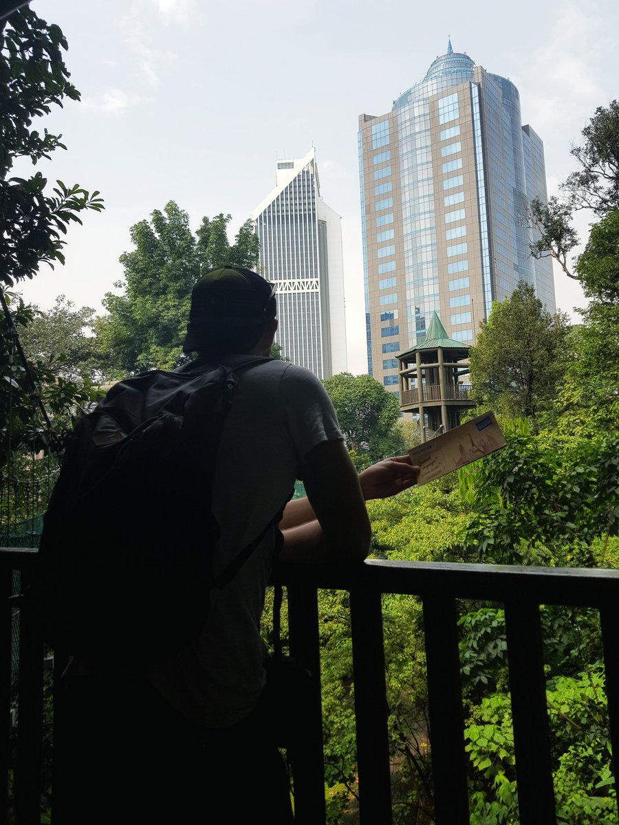 djamel__taleb's tweet photo. Kuala Lumpur, the wild city 😍🇲🇾
@MacirVie
#MalaysiaWithMacirVie #WithMacirVie #TravelBlog #Algerianblogger #KualaLumpur #Malaysia https://t.co/MoyE3yyDDZ