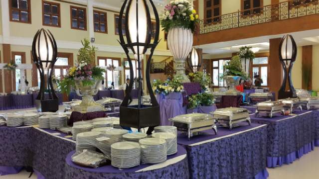 markaz_founder's tweet photo. Jasa;
⚫️ Prasmanan/ catering lgkp utk Wedding &amp; Prewedd. 
⚫️ Dekor artis.
⚫�� Make Up artis.
⚫️ Hiburan artis lokal &amp; international.
⚫️ Perencana &amp; pelaksana wedding, prewedd DLL.
###

Call; 082234073369 https://t.co/445uA0AhLz