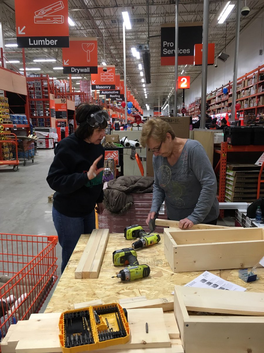 This months DIH workshop, a huge thank you to Geriann foe running this clinic each month!! <a href="/tennvols34/">SHANNON GOODELL</a> <a href="/GuarinoSarah/">Utica United 2708</a> <a href="/Barrington2708/">Christopher Lucas Barrington</a> <a href="/123ilovebeer/">geriann bettcher</a> @Yvonne_2708