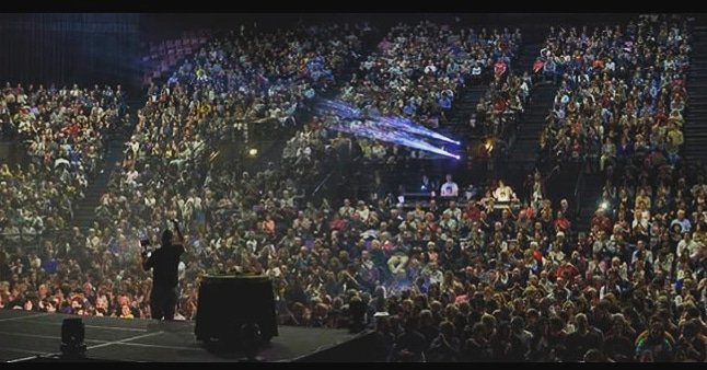 Quel plaisir de Chauffer à nouveau la salle du <a href="/ZenithPau/">Zénith de Pau</a> pour #ArtSceneTheatre ! Cette soirée fut énorme. Vivement la prochaine date !!!
#pau #entertainment #mateoandco #mateoentertainmentgroup <a href="/Rpo97Fm/">RPO97FM</a> #RPO <a href="/Ville_Pau/">Pau, Capitale Humaine</a> #goldman #ilchangeaitlavie