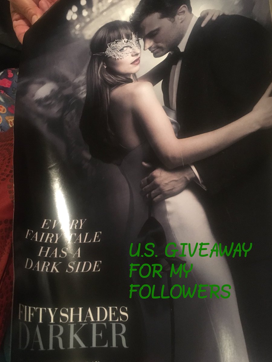 ☘️GIVEAWAY TIME☘️ RT and Follow to enter, US only. Will announce the winner on Tuesday.//  Tiempo de sorteo, comparten el tweet y síganme. Anunciara el ganador el martes! #fiftyshadesdarker 🚁