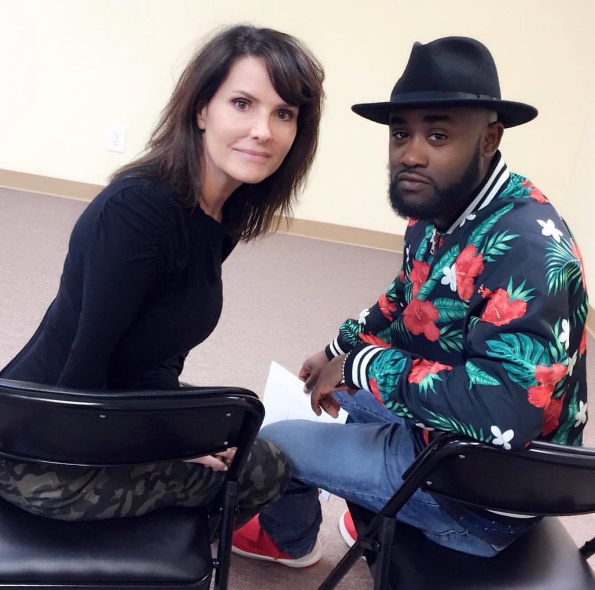 TaylorReeanna's tweet photo. Fun times with these guys! #AngelsInRocketField the movie coming soon! #MeetTheCast @traychaney @pamelajperrine @NunziTweets @Tajonyx https://t.co/zK6W0ThYsM