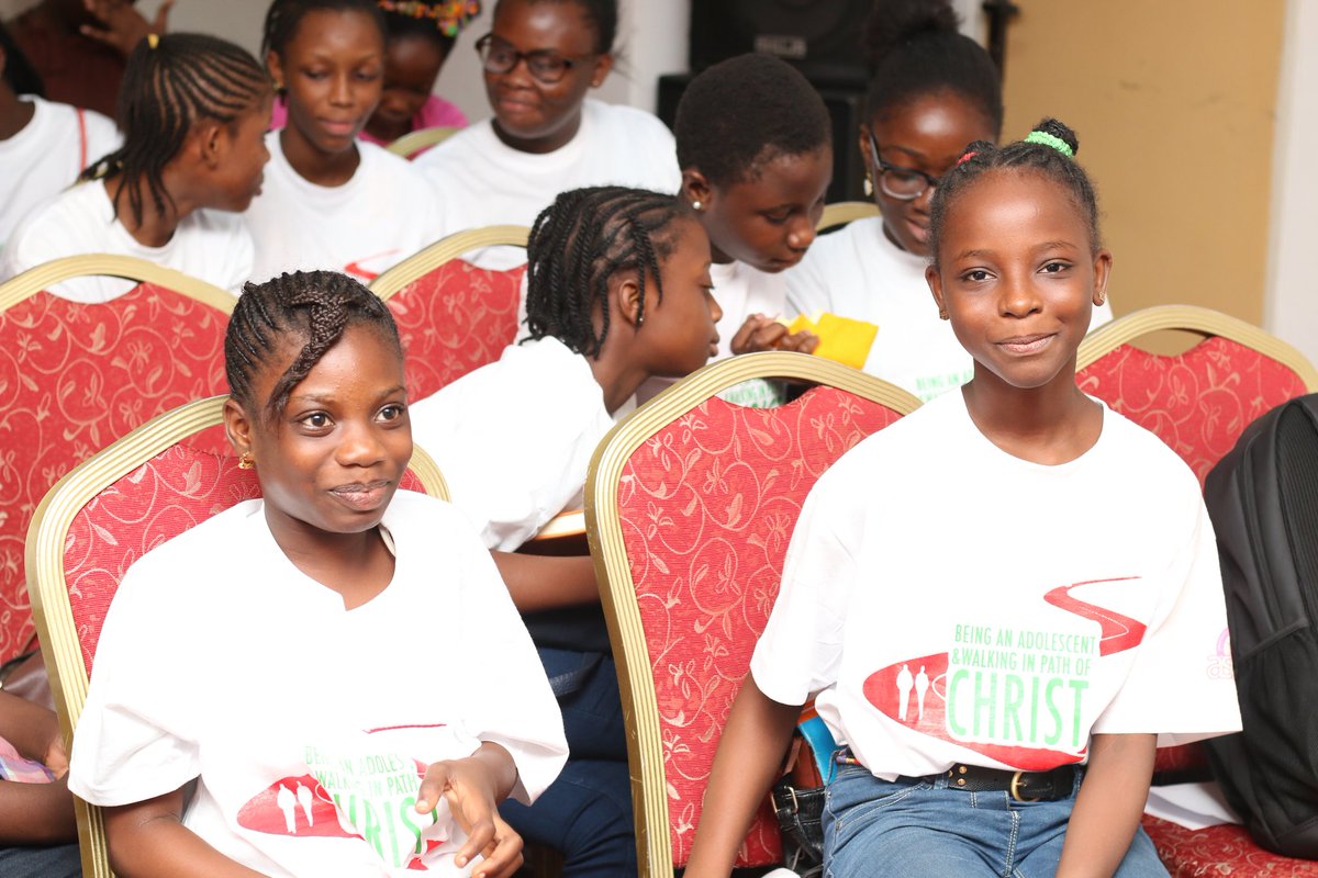 SmilingHeartsF1's tweet photo. The #AdolescentGirlsinchrist were geared up for the talk to commence https://t.co/mqxqgnzhS2