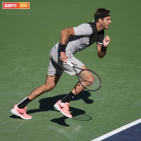 ESPNtenis's tweet photo. #TENISxESPN ¡Derecho a la final! Juan Martín Del Potro 🇦🇷 impuso su jerarquía ante Milos Raonic 🇨🇦 por 6-2, 6-3 y avanzó a la final de #IndianWells donde se medirá nada más y nada menos que con Roger Federer 👑. https://t.co/r39F7Fn1AU