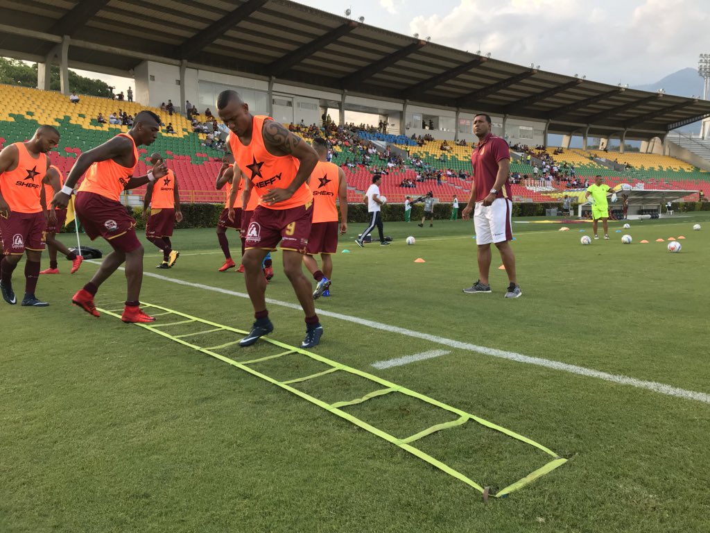 cdtolima's tweet photo. #CalentamientoPijao https://t.co/tOcLuldnQi