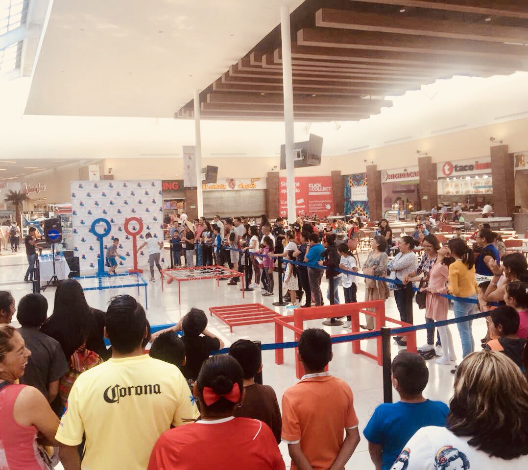 PuertaTexcoco's tweet photo. ¡Todavía estás a tiempo de venir a #PuertaTexcoco para disfrutar en familia en el evento deportivo de Mini-Exatlón ubicado frente al área de comida para gozo de todos los pequeños que nos visitan! https://t.co/t29eJAZPKb