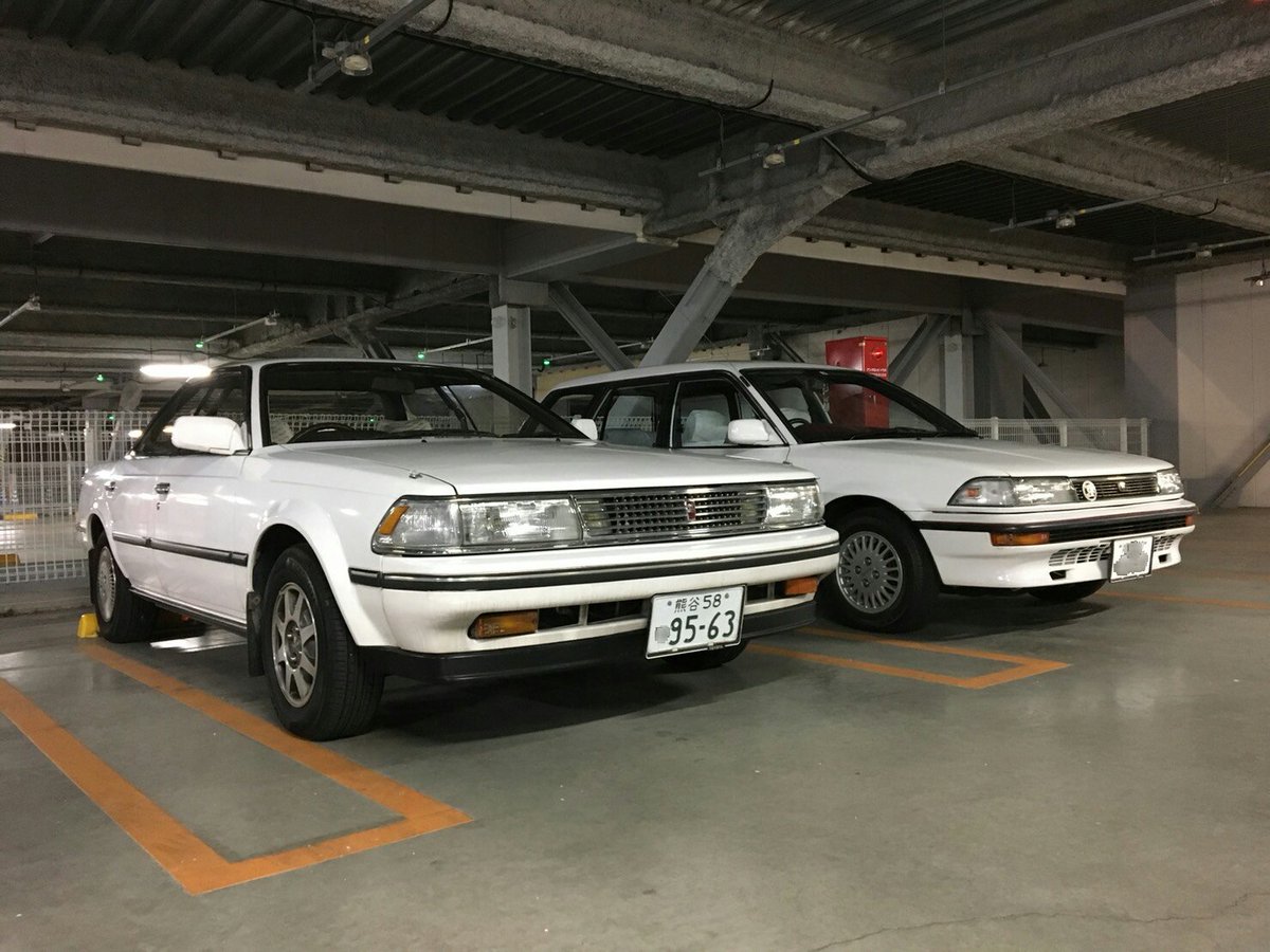 カリーナed St162 Na Twitteru 昨晩は泊めていただいたtetsugtさんの旧型カローラフィールダー 嘘 カローラワゴンと 走行距離2万キロ代の極上車でした どちらも平成元年式