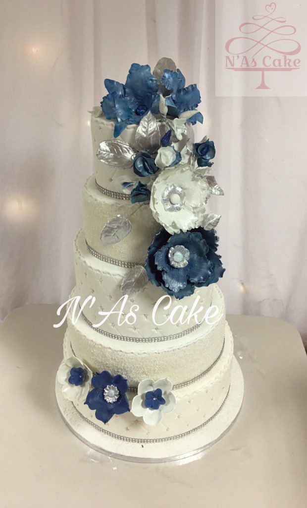Nas Cake Wedding Cake Bleu Et Blanc Nas Cake