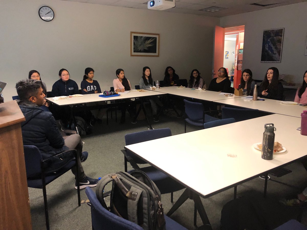 Speaking to a classroom of women engineers at @ucberkeley about entrepreneurship and the #AccelScholars program. Thank you @techgalsal and @aweberkeley for hosting!