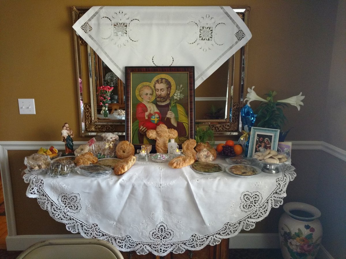 Qualche foto del altare a casa nostra per la festa di San Giuseppe <a href="/siciliainfesta/">Sicilia in festa</a> <a href="/Sicilians_it/">Sicilians</a> <a href="/Tresors_Sicile/">Trésors de Sicile</a> <a href="/WonSicily/">Wonders of Sicily</a> <a href="/VisitSicilyOP/">Visit Sicily</a> <a href="/isolameravigli1/">SICILIA BELLISSIMA 2</a> <a href="/visitpalermo/">Visit Palermo Sicily Wonderful Italy</a> #PapaFrancesco #SanGiuseppe <a href="/VaticanCultura/">The Former Dicastery for Culture</a> #tradizionesiciliane