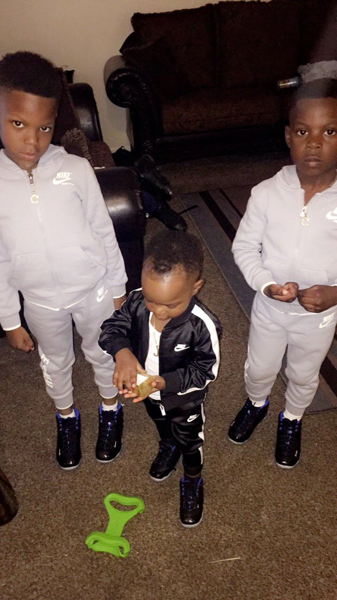 LifeWBoyz's tweet image. #DripSet💙🖤💧😜🤙🏾