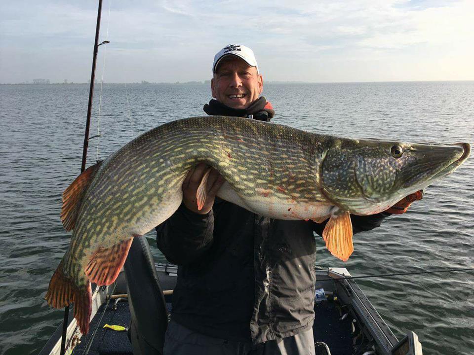 I call it monster.. check out this giant pike. Pleased RETWEET &amp; FOLLOW us.
  #fishing #weekend #spring #fishingtime #hunting #fishinglife #pike