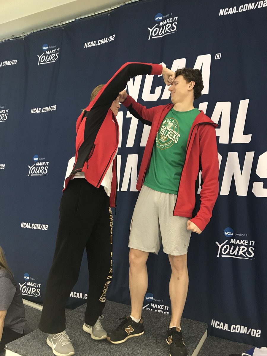 Merel Visser finishes the 1650 FR 22nd with a new school record 17:15.67 🇳🇱🏊🏻‍♀️ and Patryk Golinski Finishes 16th with All-American Honors 15:45.10 🇵🇱🏊🏻‍♂️