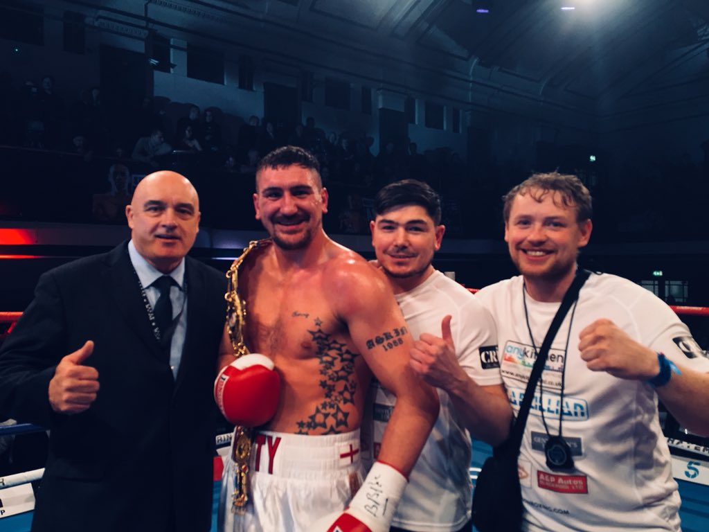 mattyaskin's tweet photo. Thank you to all my sponsors @AnyKitchenltd @mickcass @MaKellysNorth @gentsloungebpl @stejpye @sheathuk @HattonBoxing CRIBB https://t.co/PgUwHM6ULQ