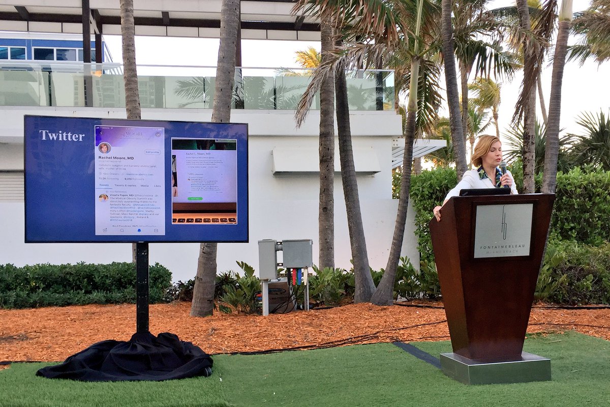 AustinChiangMD's tweet photo. Bariatric surgeon and weight management expert Dr. Rachel Moore @rachelmooremd discusses #socialmedia and helpful online resources that help in treating patients suffering from #obesity 📱💻 at #FESCourse2018

#obsm #hcsm #weightloss #wls https://t.co/v9CtOQ7GvX