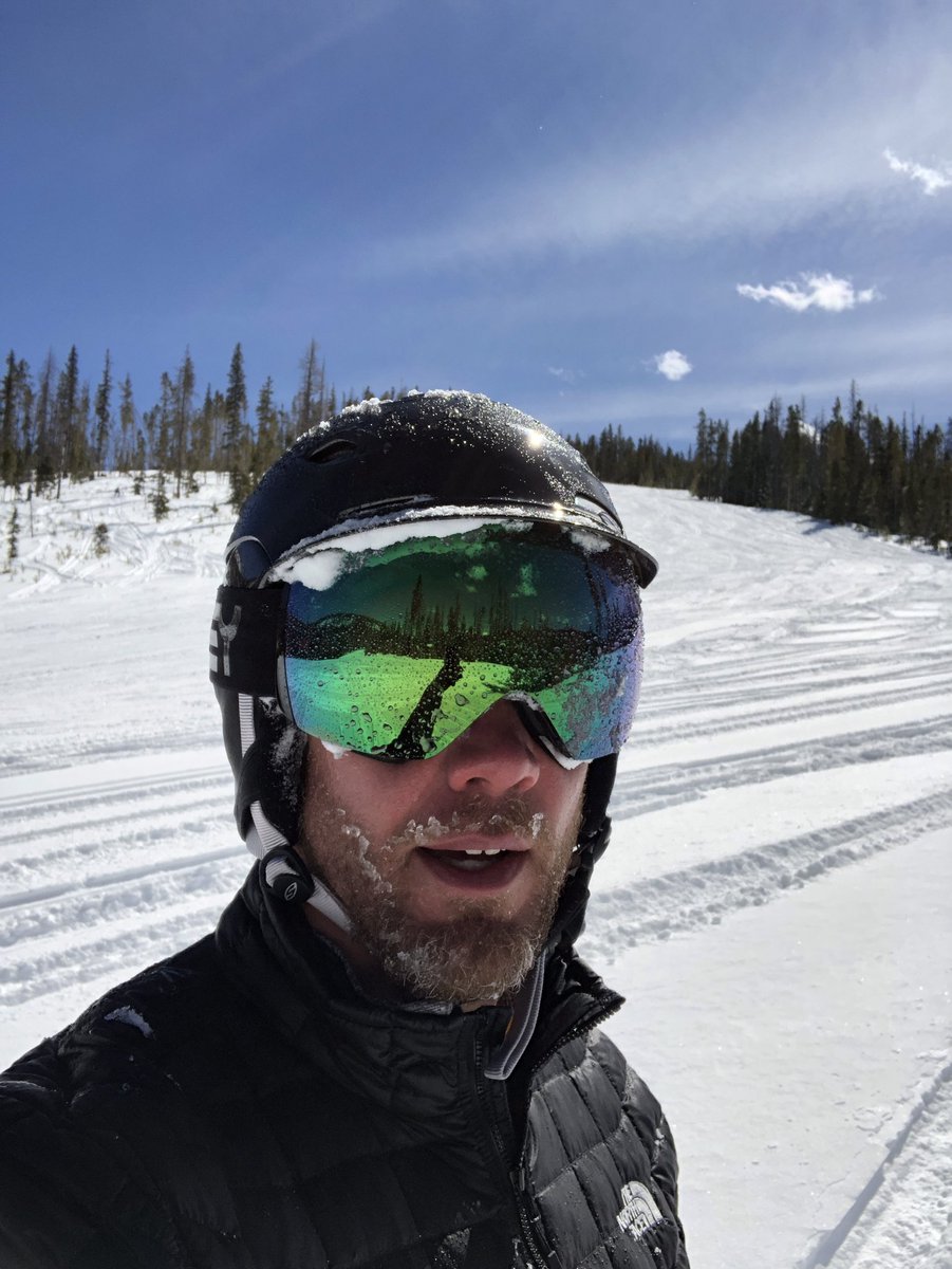 JordanCClark4's tweet photo. Epic tree powder stash on Buckaroo in the #vasquezridgeterritory @WinterPark 🌲⛷🌲 https://t.co/fOsC3G419T