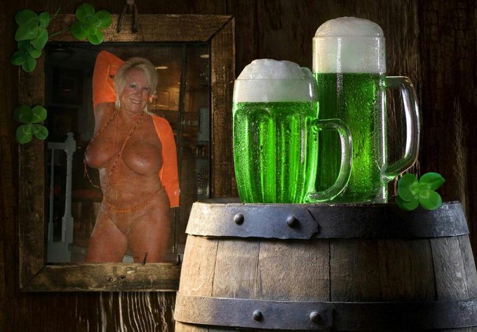 HAPPY ST PATRICKS DAY!!! https://t.co/uhMQw7KSjC<a href="/tag/hiheels"class="tags"><span>#hiheels</span></a>