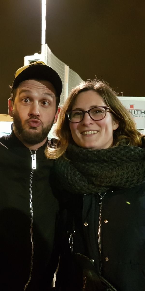 fanny22270's tweet photo. Merci @claudiocapeo pour cette jolie photo souvenir de notre 1ere rencontre #16mars2018 #zenithdeParis #lessalesgosses #soiréemémorable #sincérité #simplicité #bonheur #çafaisdubiendesefairedubien 😍 https://t.co/btYii4ukhC