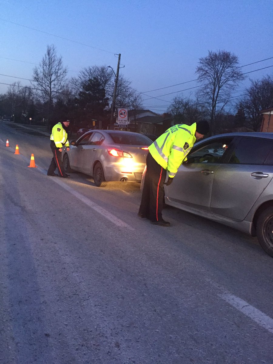 NRPSRoadSafety's tweet photo. @NiagRegPolice are out this #StPatricksDay in @St_Catharines looking for impaired drivers. Please find a #SafeWayHome and #DriveSober. @maddcanada @RIDEcheck https://t.co/3JroXGZ9Na
