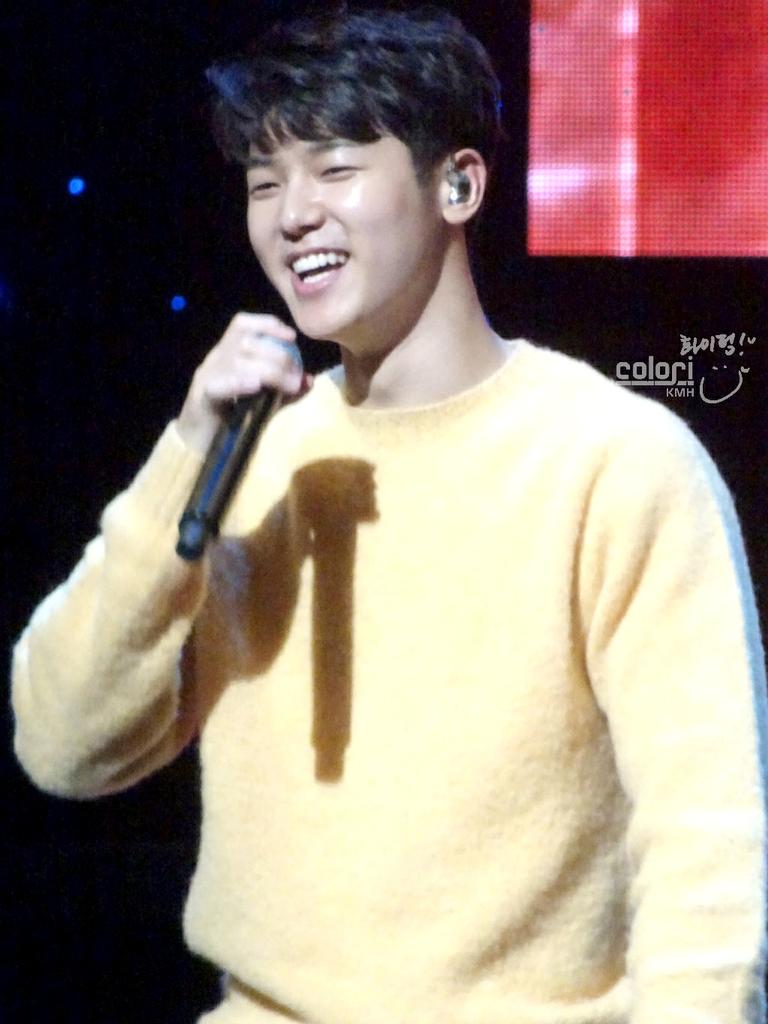 loveZS0498's tweet image. RT @colori_KMH: [PHOTO-15] 2018.01.06 #CNBLUE 8TH ANNIVERSARY FANMEETING #Track8
@MR_KANGGUN 

You are always our lovely! 😁😀

#KangMinHyuk #강민혁

*No re-edit/trim/cut
*No remove logo
***please repost with credit***