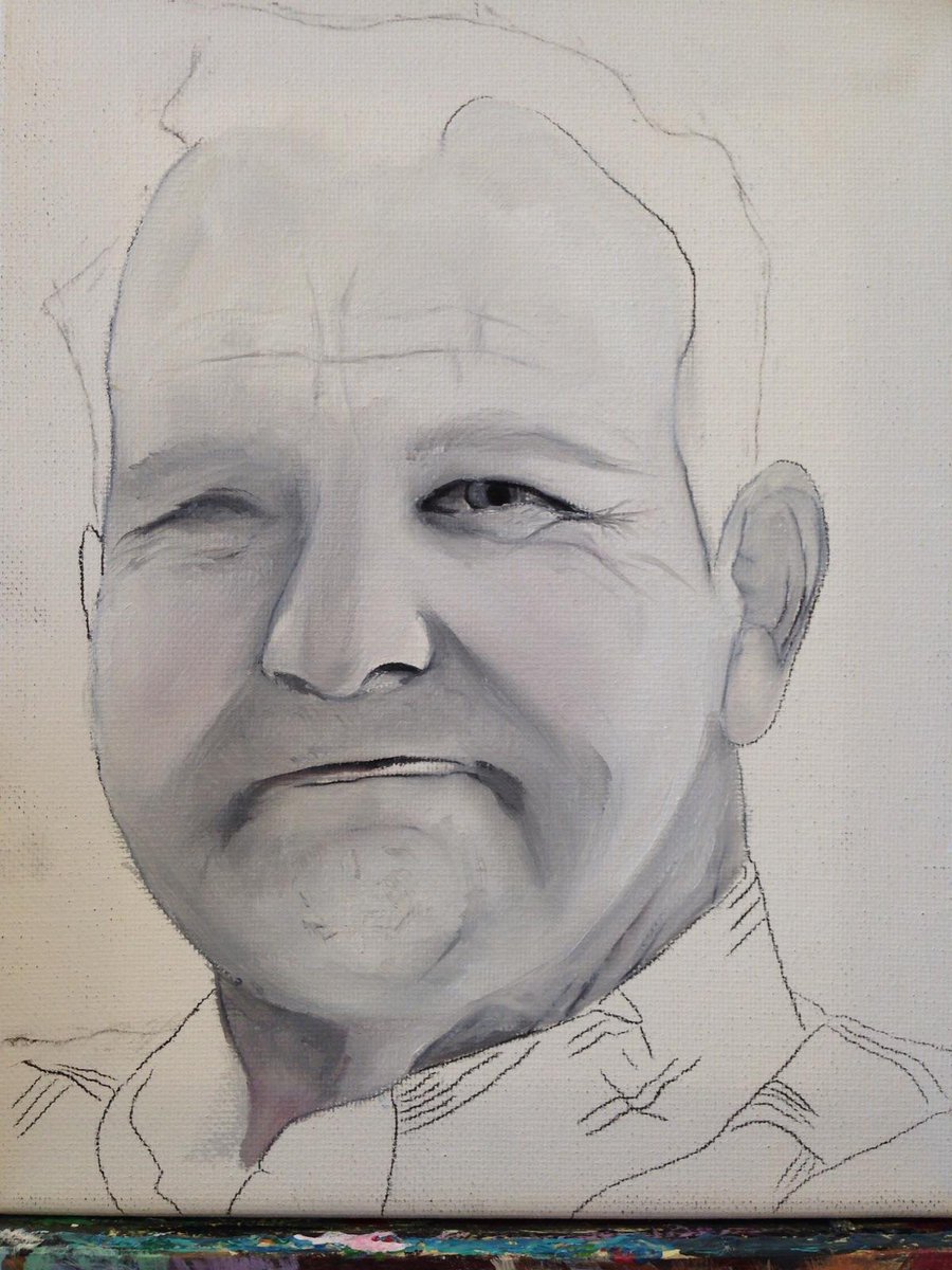 <a href="/artbyinga_/">Inga Wilhelmy</a>  started this portrait of <a href="/kwil73/">Kylie Karpel</a> and <a href="/TracyWStevens/">Tracy Stevens</a> dad.  Still needs another day in studio. <a href="/LkwdHarding/">Harding MS</a>