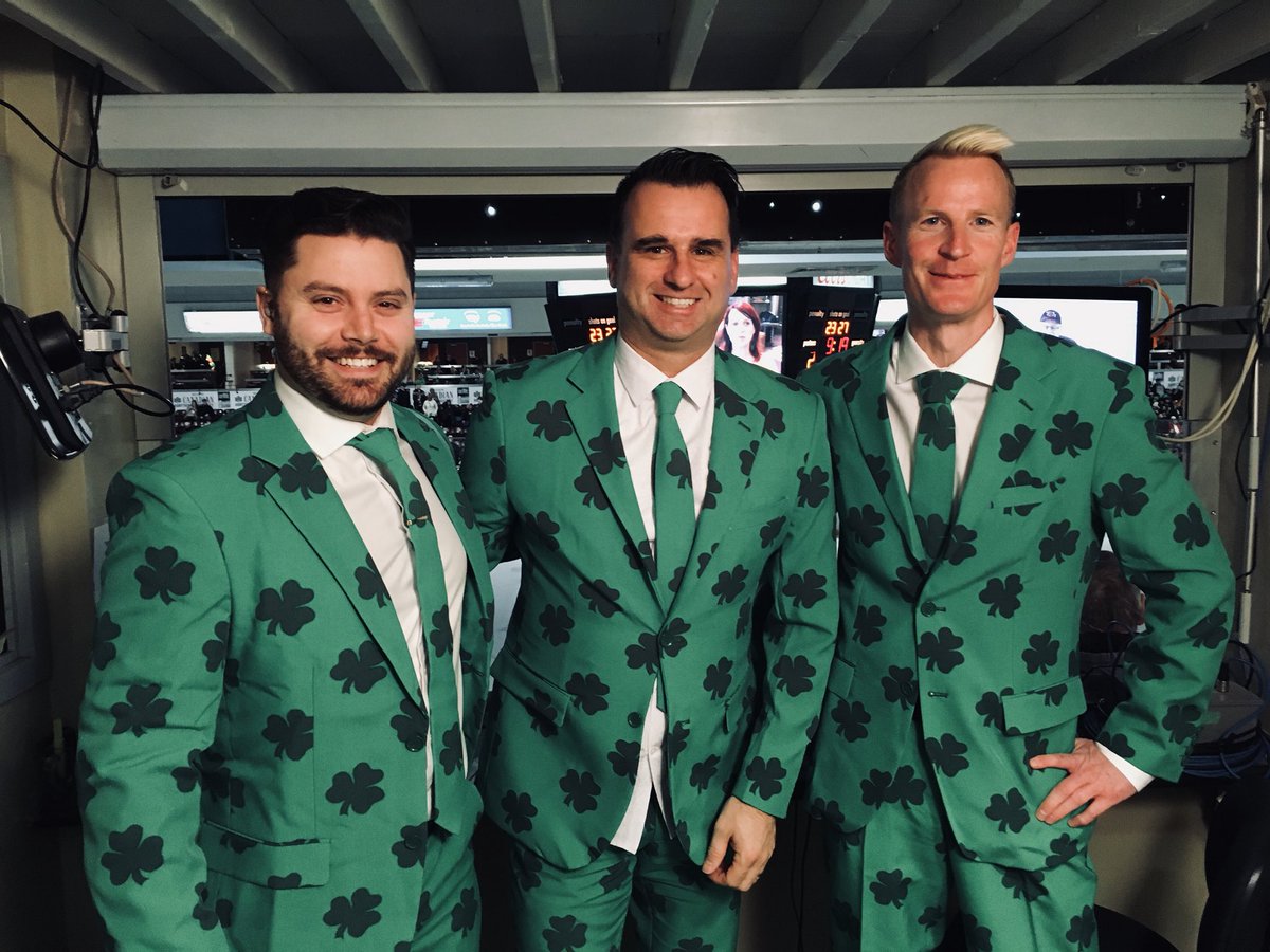 ScottArnold12's tweet image. Huge shoutout to @OppoSuits for hooking @danfromcanada, @petedalliday and myself up with these awesome St.Patrick’s themed suits for us to wear on tonight’s @PetesOHLhockey @OHLHockey broadcast on @yourtvptbo.
I’ve definitely found my new suit supplier! opposuits.com