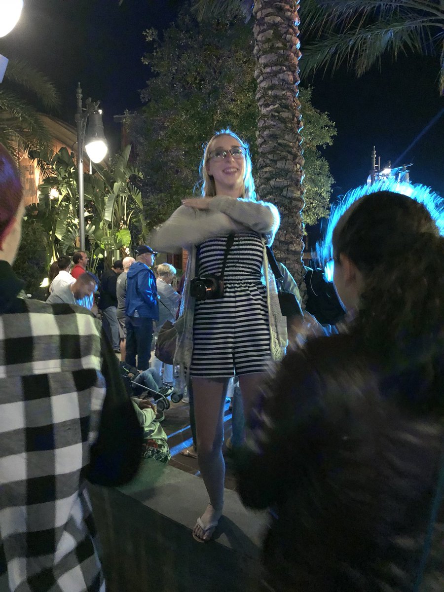 troupe_4376's tweet image. Megan!