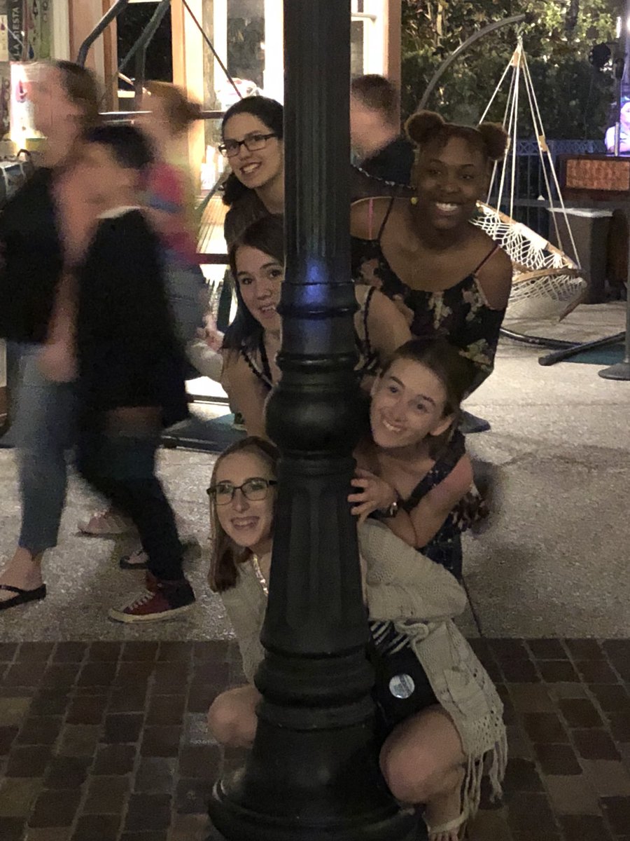 troupe_4376's tweet image. Theatre kids!