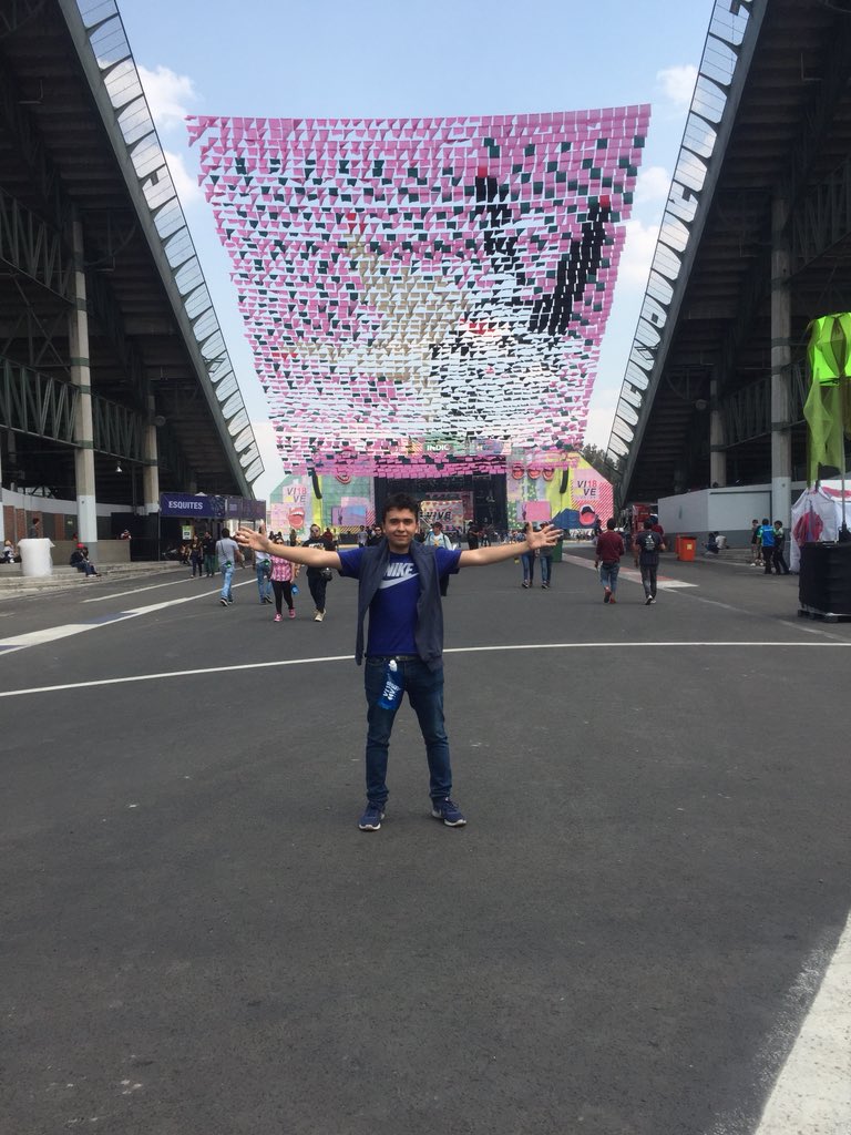 Ivanovic70's tweet photo. #VL18 https://t.co/HZ5IURSy5W